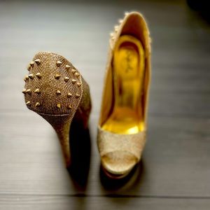 Gold 6 Inch Stilettos